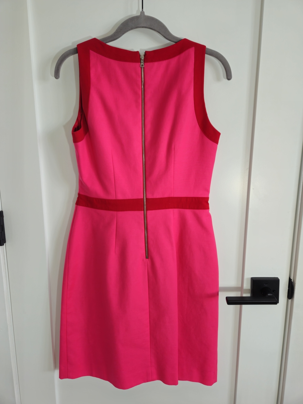 Elie Tahari × Nordstrom Hot Pink Sleeveless Sheath Dress with Red Accents sz 4 - Picture 2 of 6